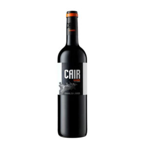 En Granada, disfruta de los mejores vinos en Vinoteca Mil y un Vino, con especialidades como Cair Cuvée.